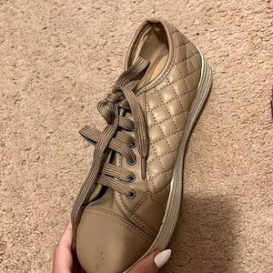 I bought it for my mom but didn’t fit her